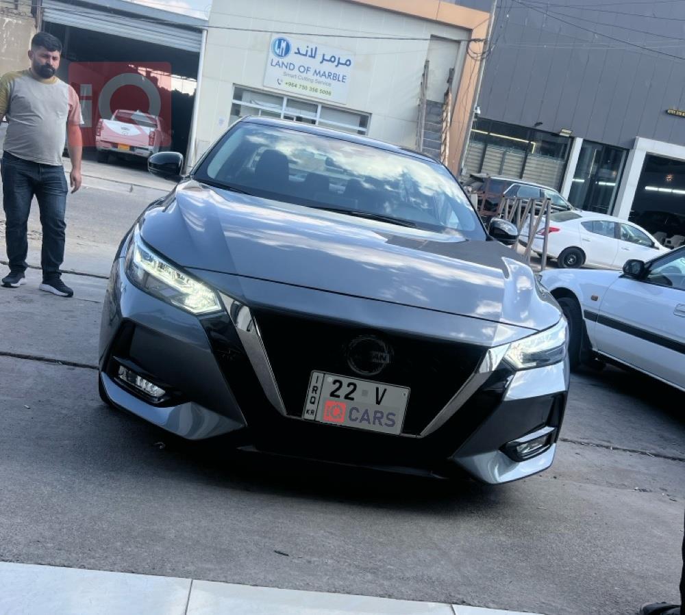 نیسان سێنترا